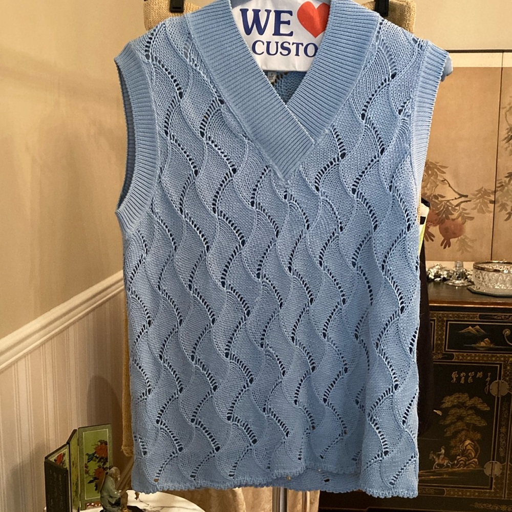 Light Blue Sleeveless Knit Sweater